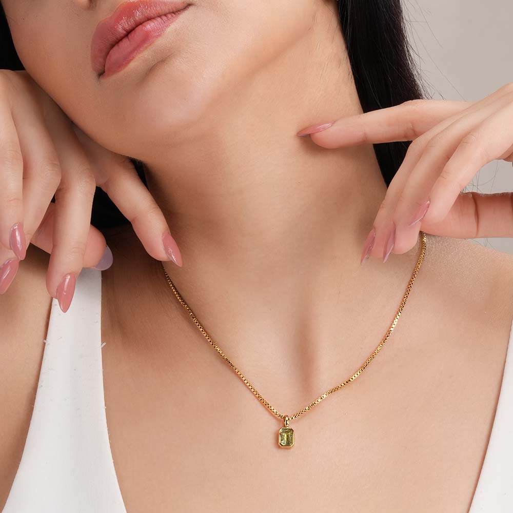 Graceful Light Yellow Stone Pendant