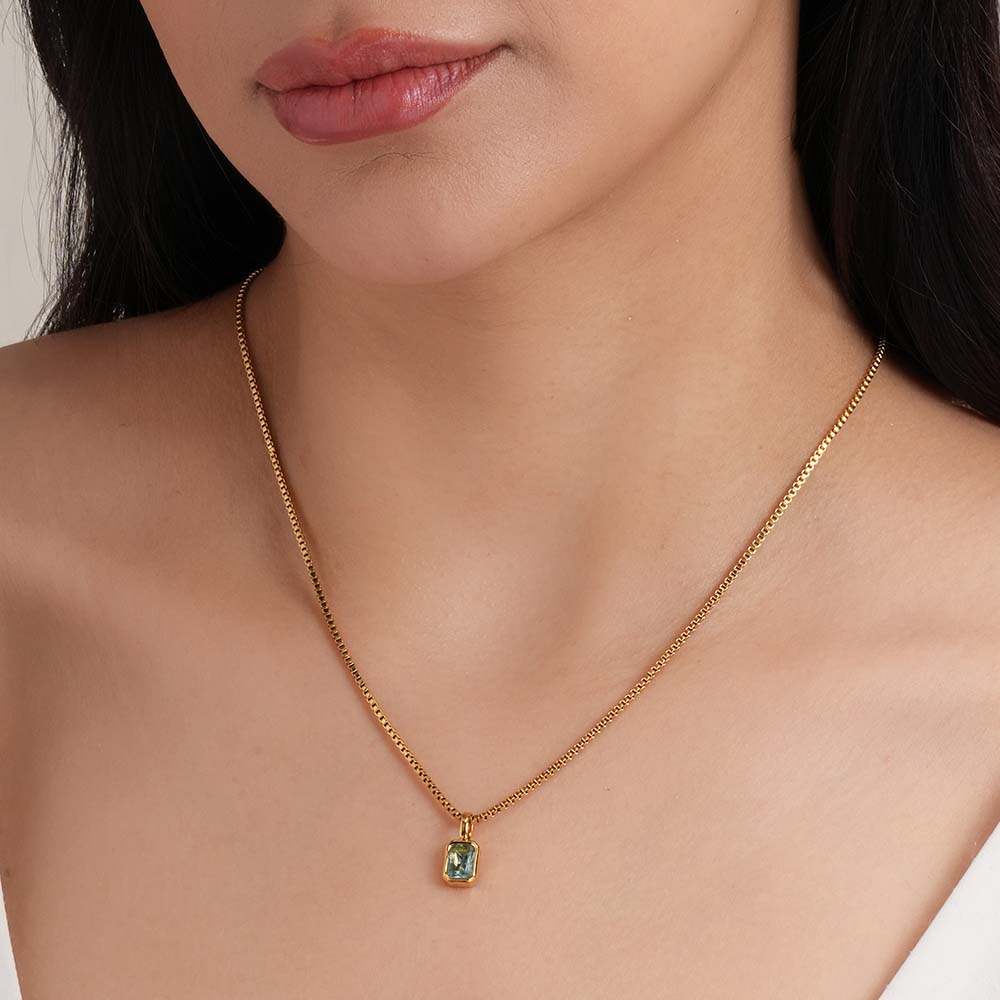 Graceful Green Moonstone Pendant