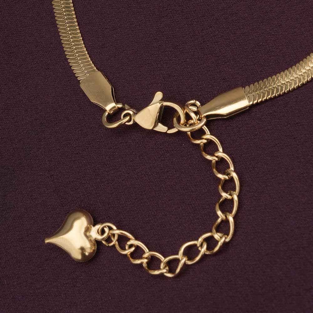 Ridged Pendant Necklace