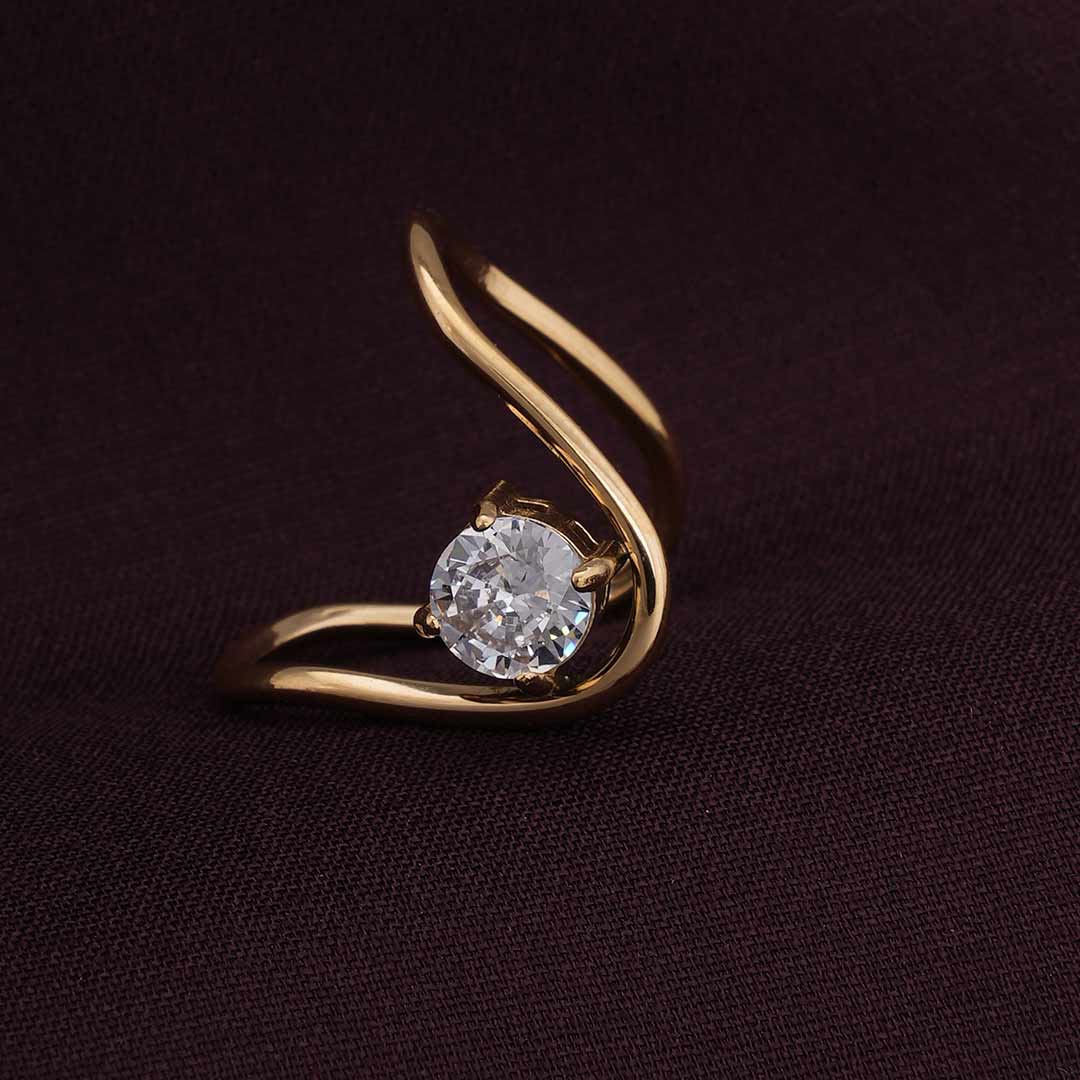 Trendy Curve Diamond Ring