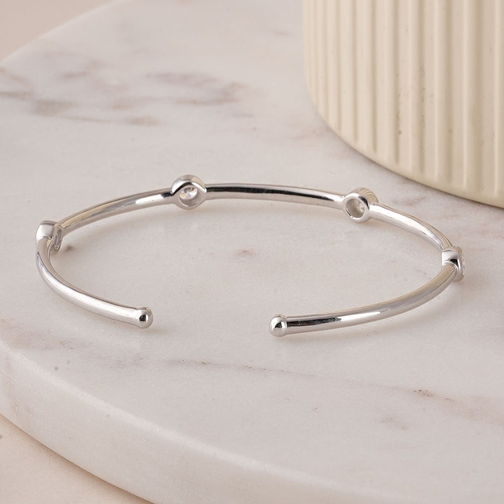 Zircon Pulse
Silver Station Bracelet