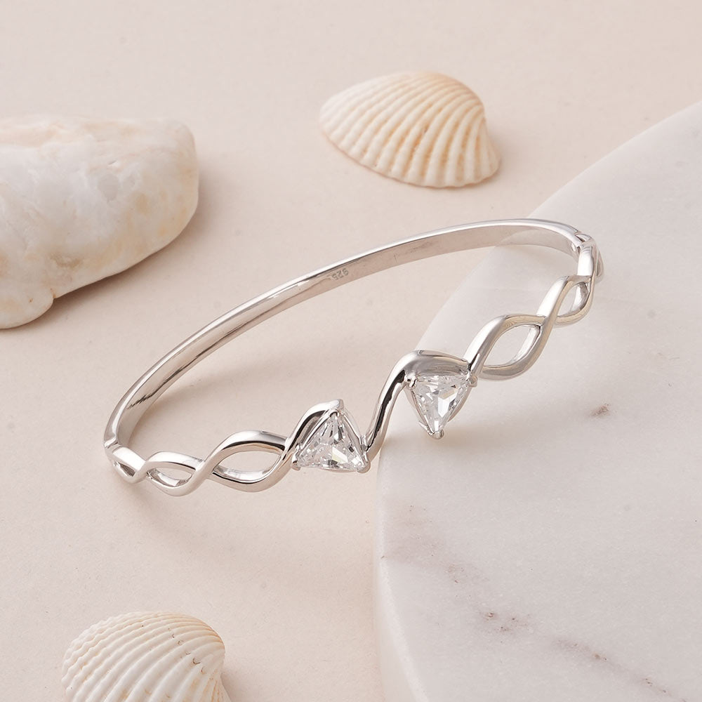 Shine
Station Adjustable 
Bracelet