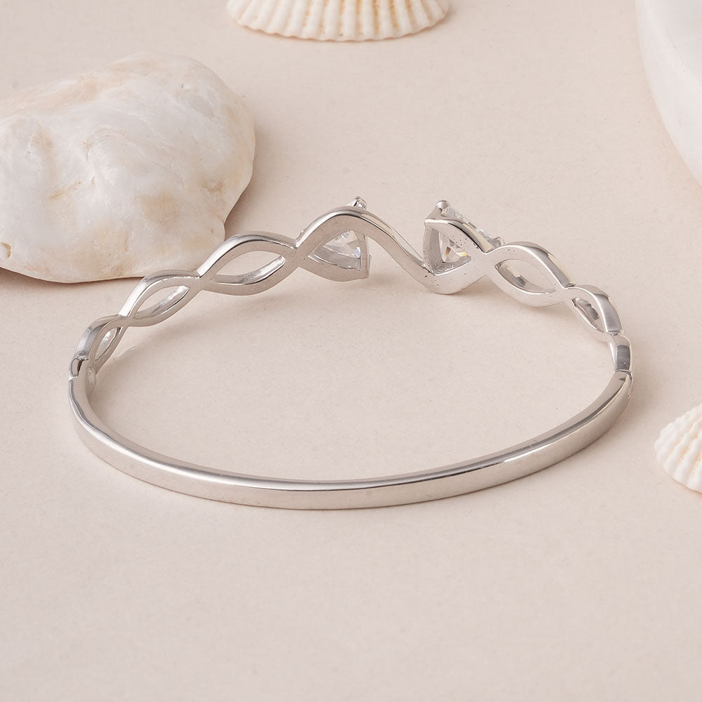 Shine
Station Adjustable 
Bracelet