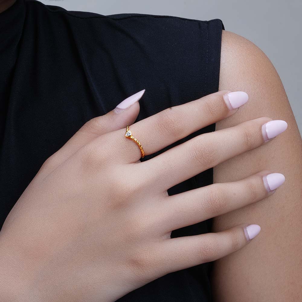 Heart Glow Ring | 18K Gold Vermeil Plated
