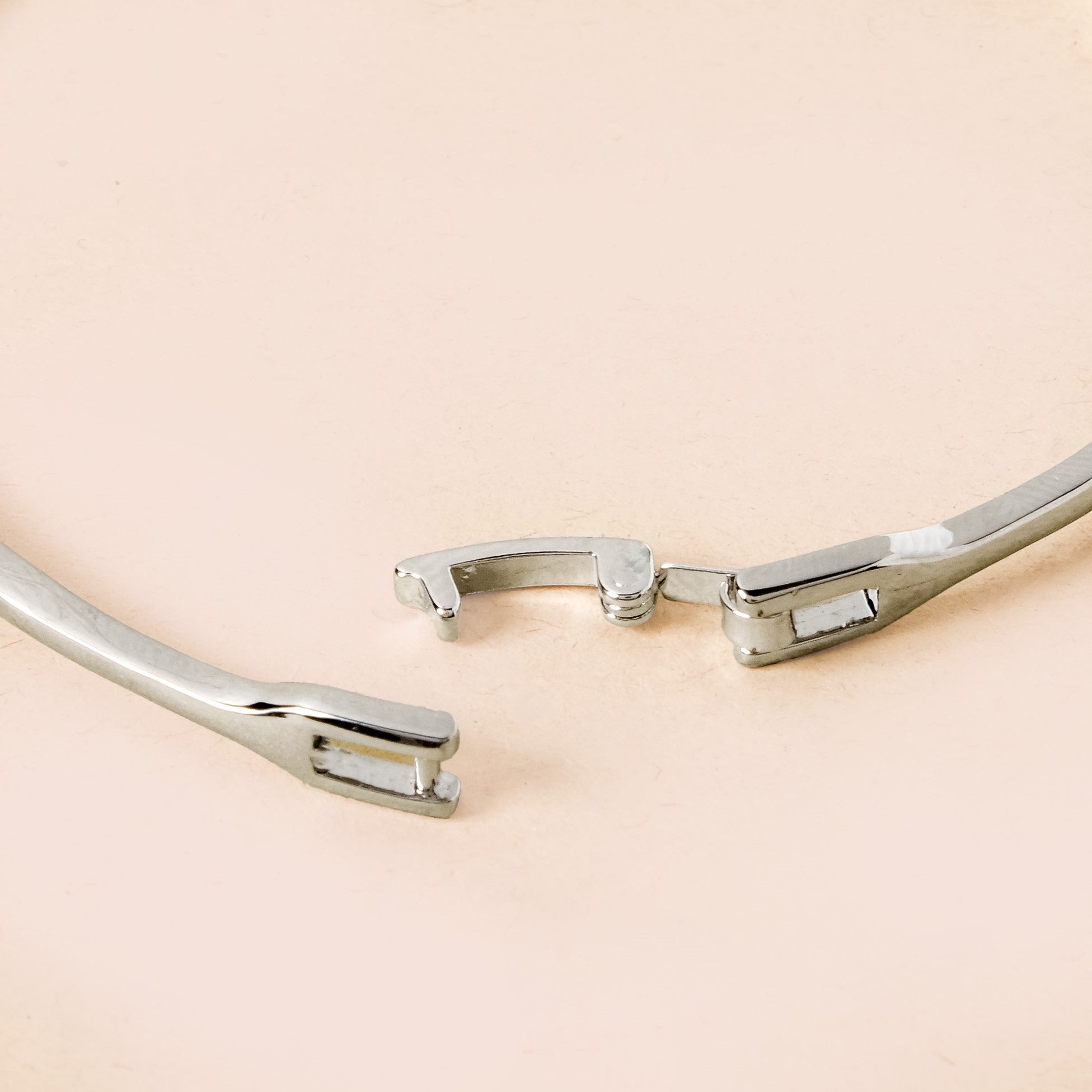 Patterned Diamond Silver Statement Bracelet