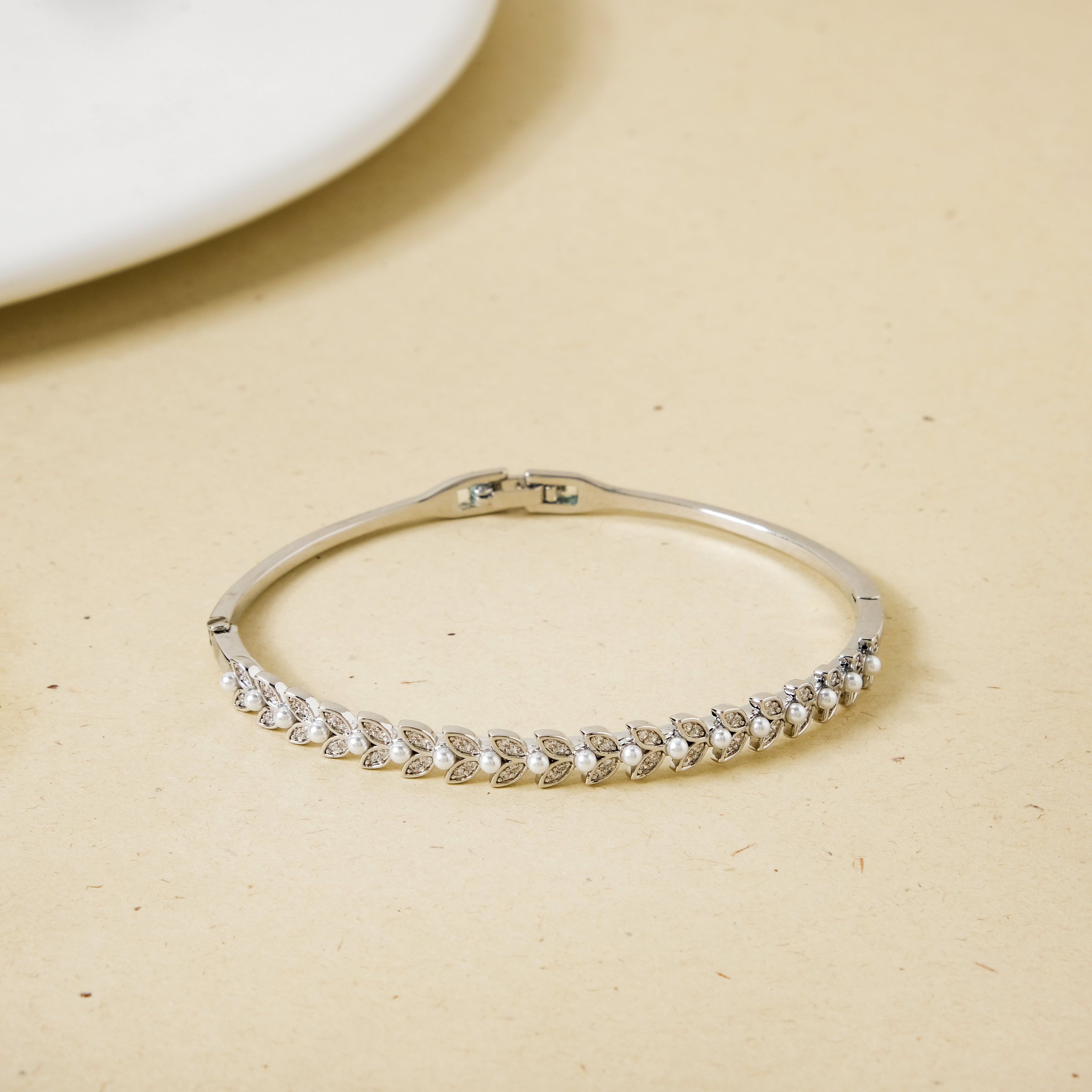 Pearl Ivy Silver Bracelet