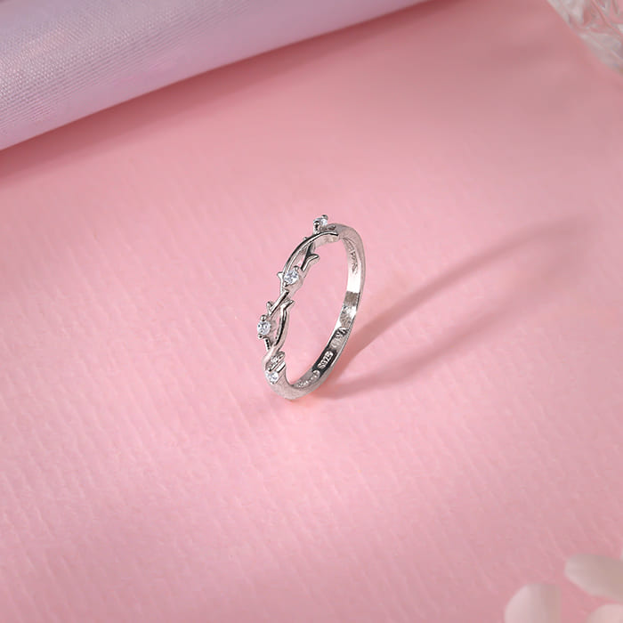 Silver Wreath Ring