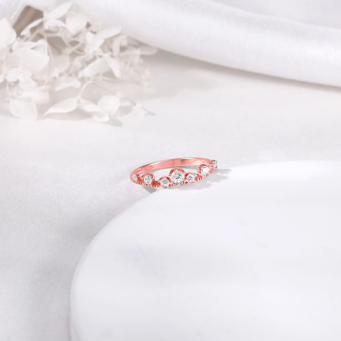 Rose Gold Gleam Ring