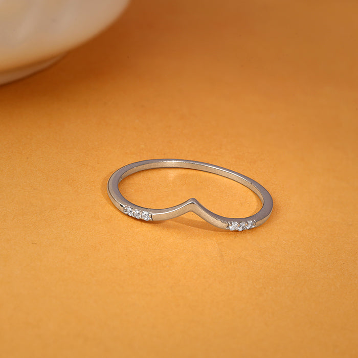 Silver Sleek Chevron Ring