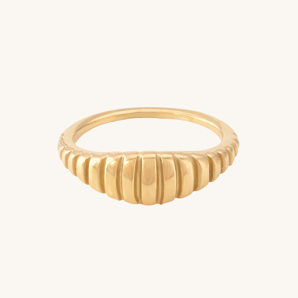 Vintage Ribbed Dome Ring
