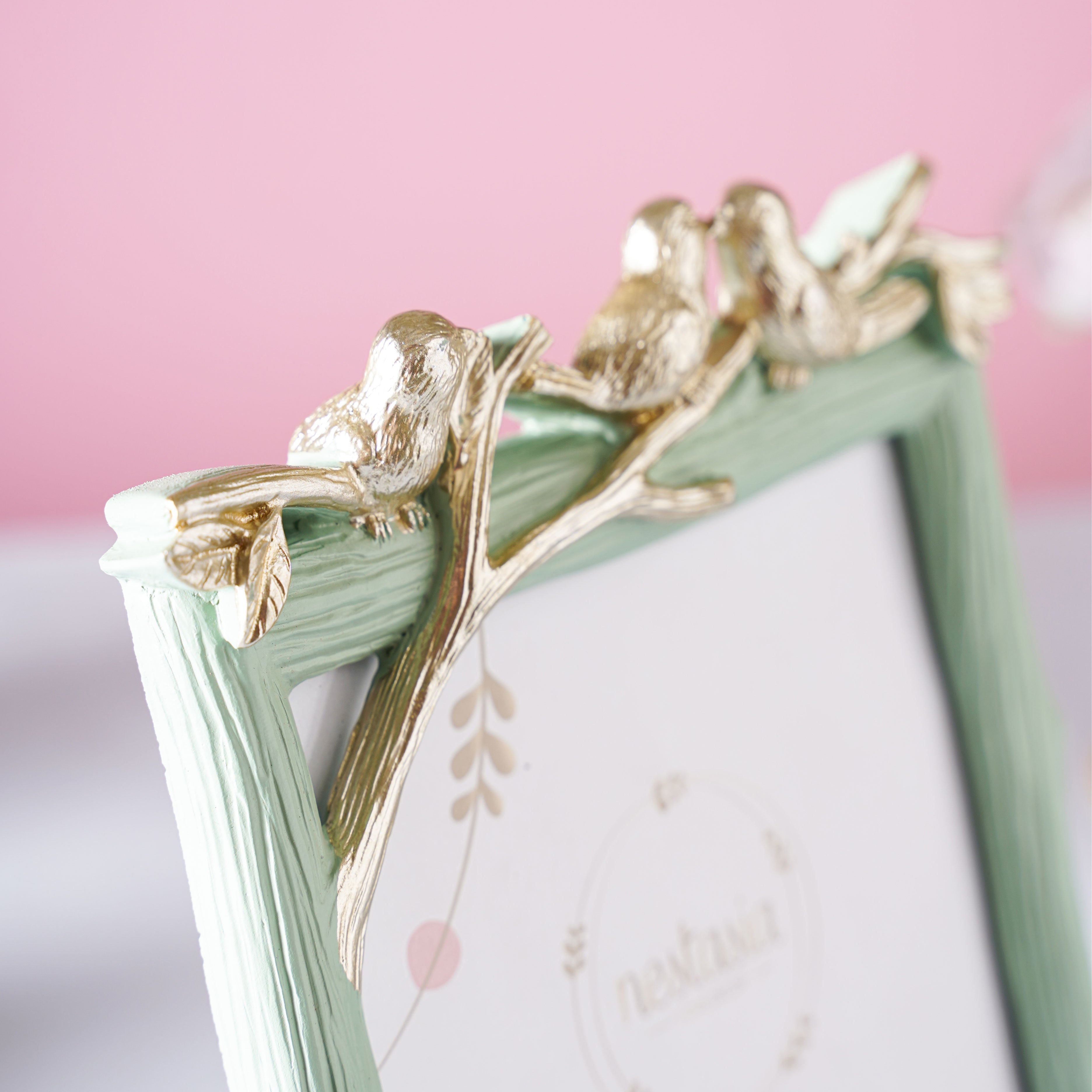 Nest Photo Frame