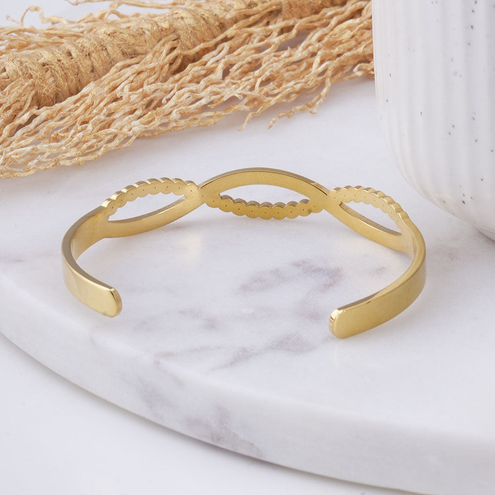 Twisted Diamond Gold Bracelet