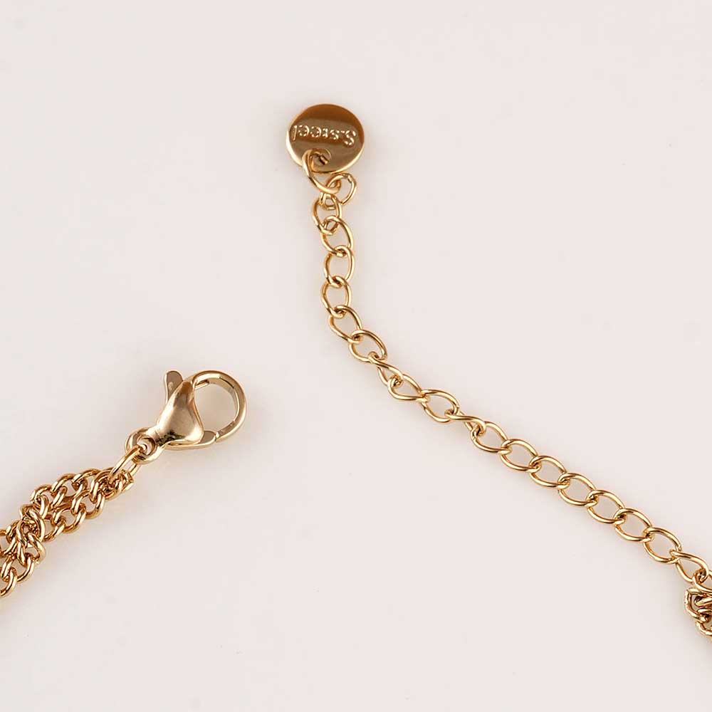 Lustrous Love Gold Bracelet