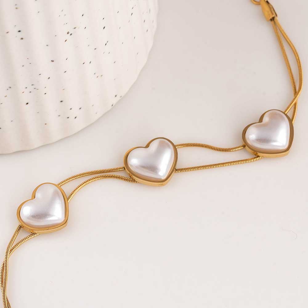 Pearl Essence Heart Bracelet