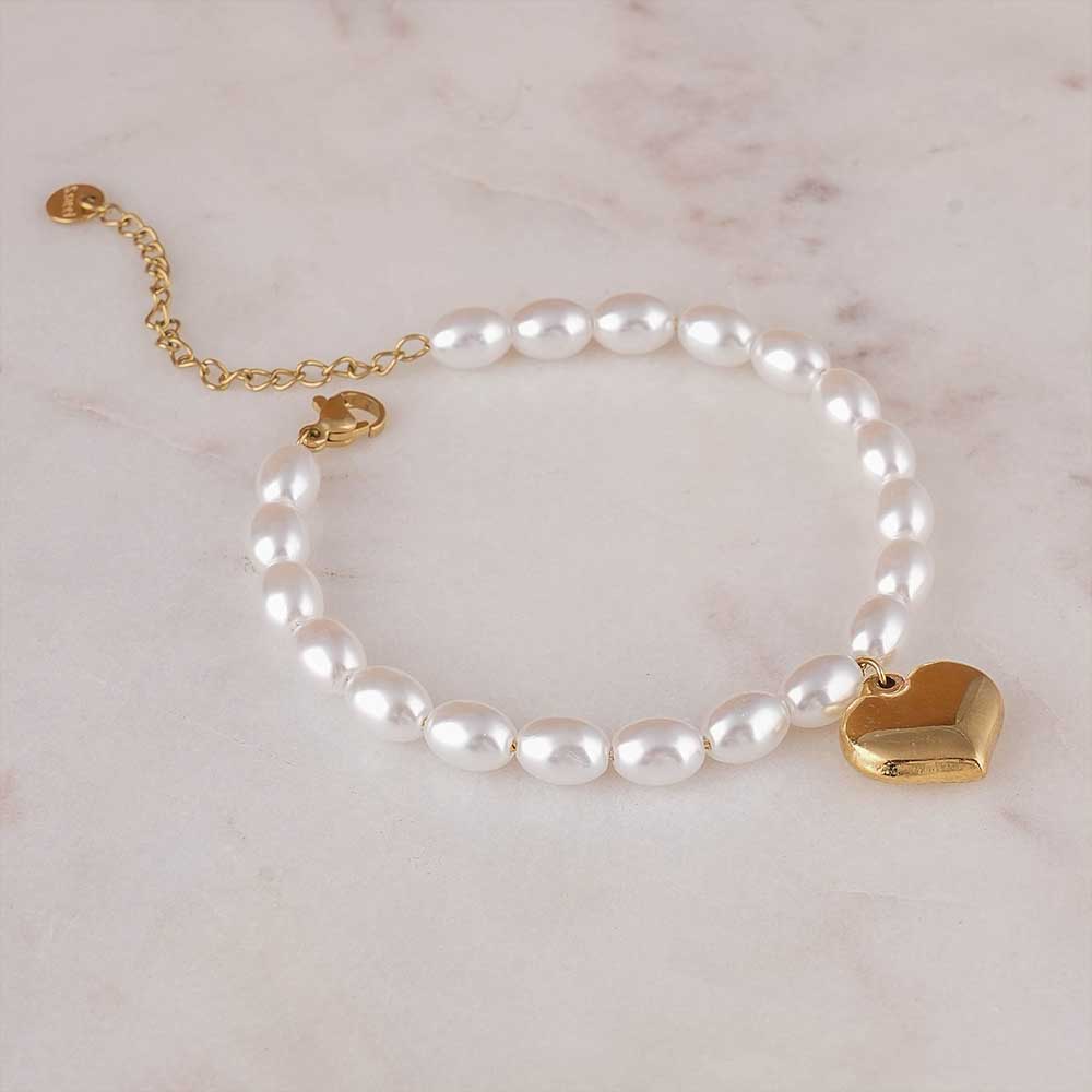 Romantic Pearl and Gold Bracelet