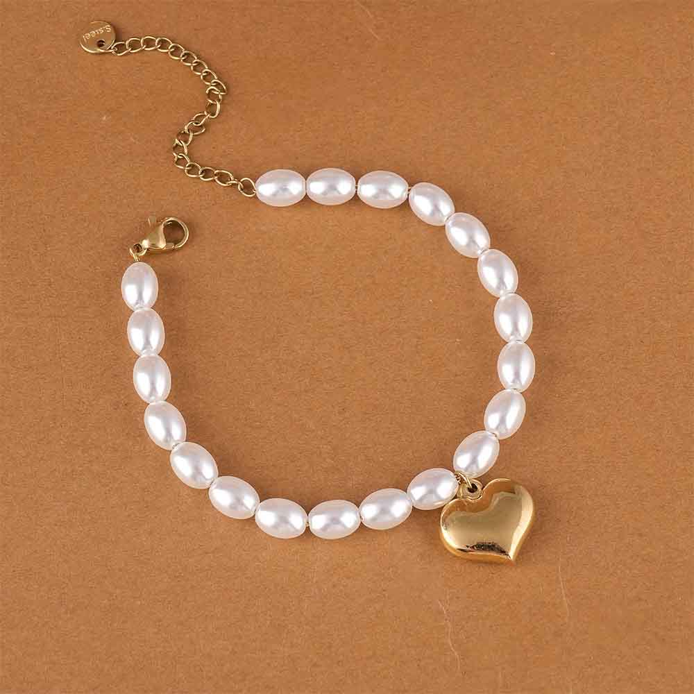 Romantic Pearl and Gold Bracelet