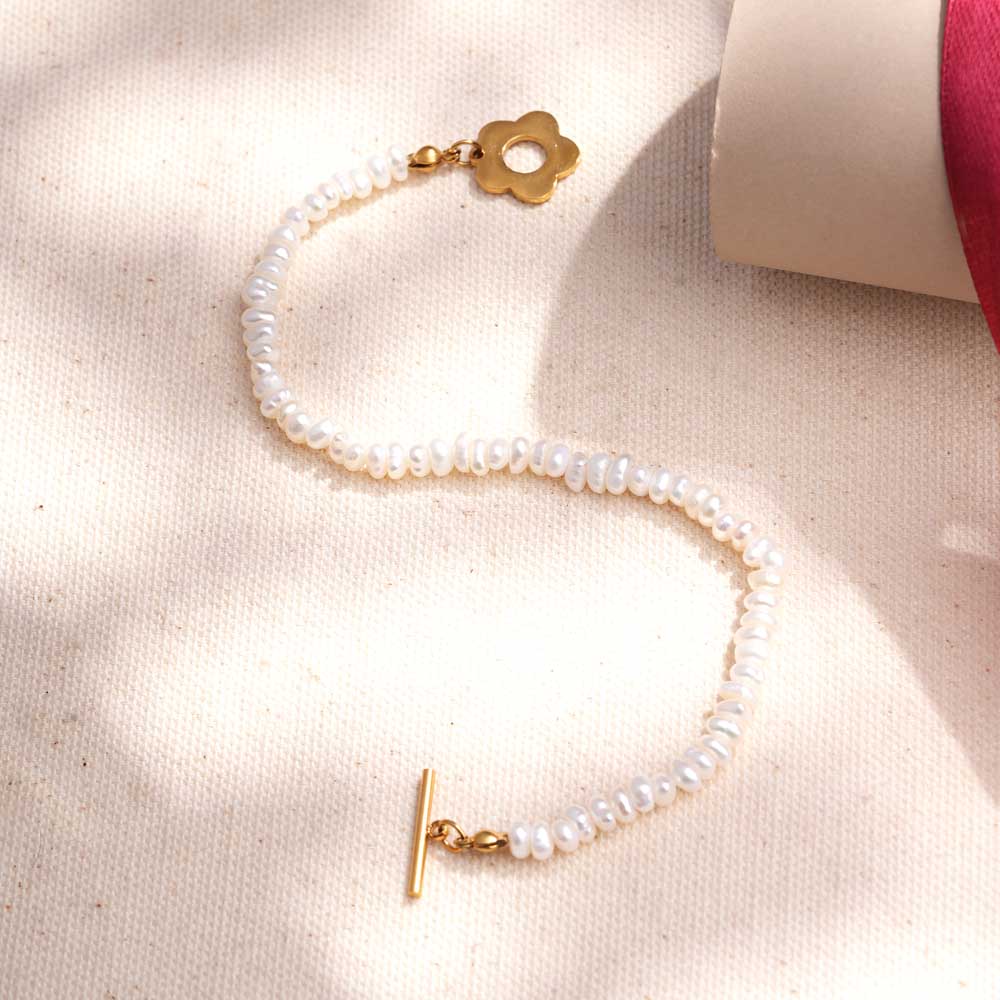 Petal Clasp Bracelet