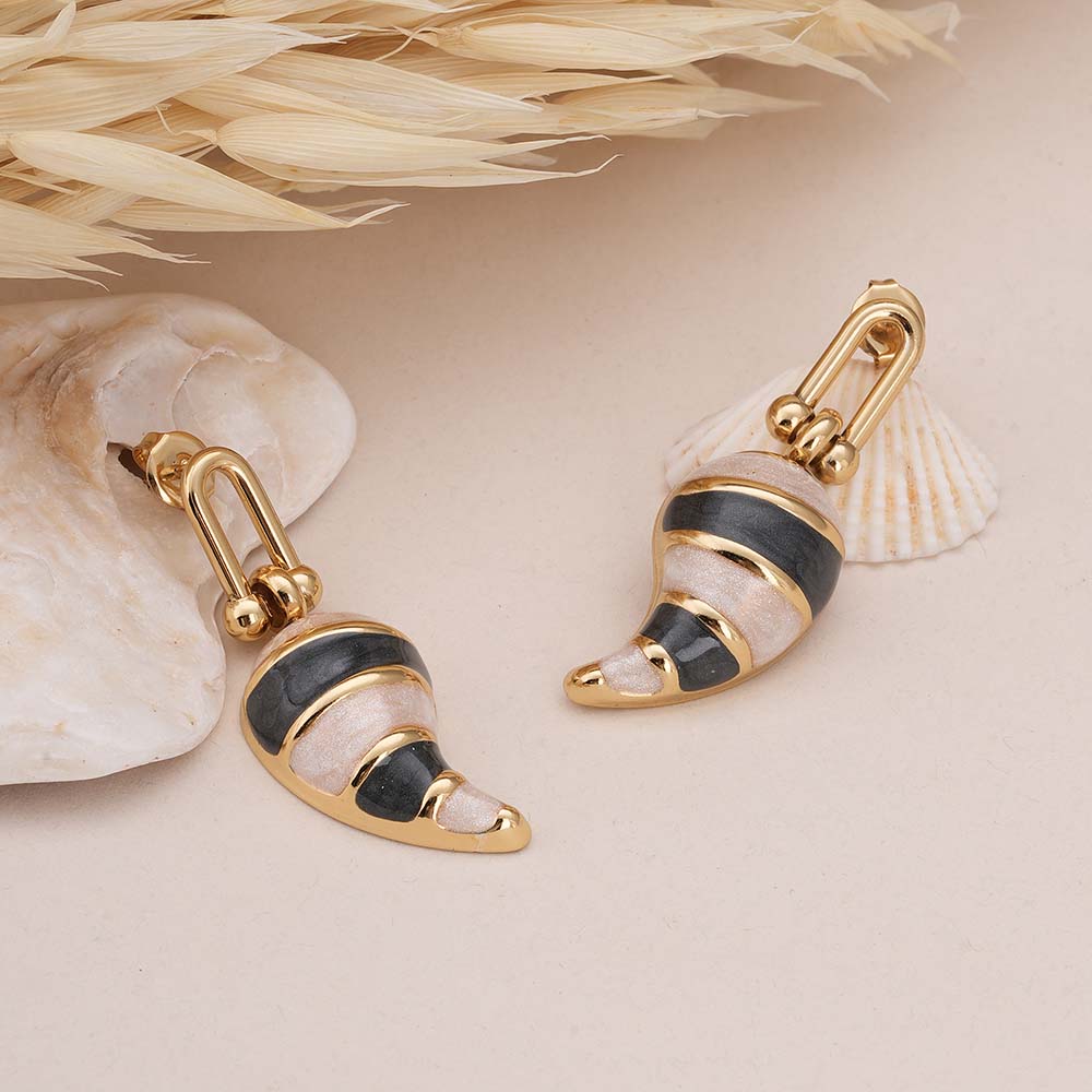 Tapered Twist Earrings
