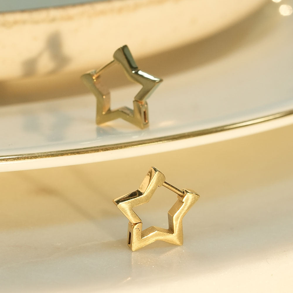 Outline Star Huggie Earrings
