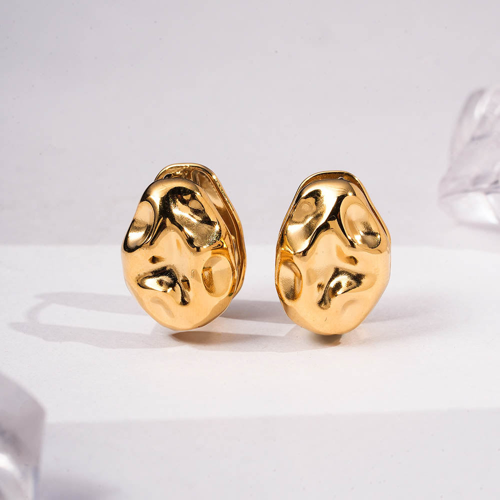 Auric Flow Studs