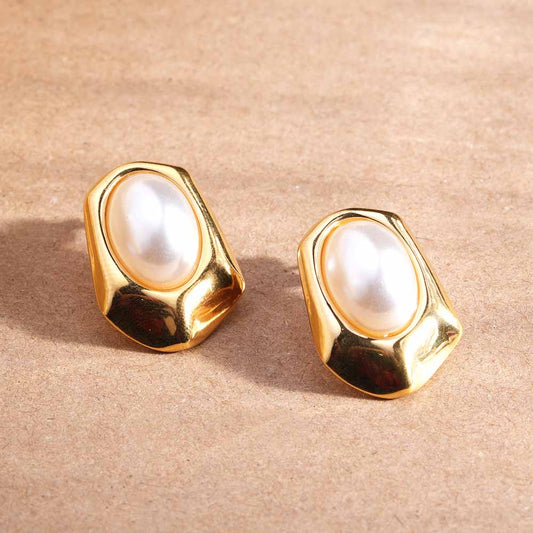 Lustra Cameo Earrings