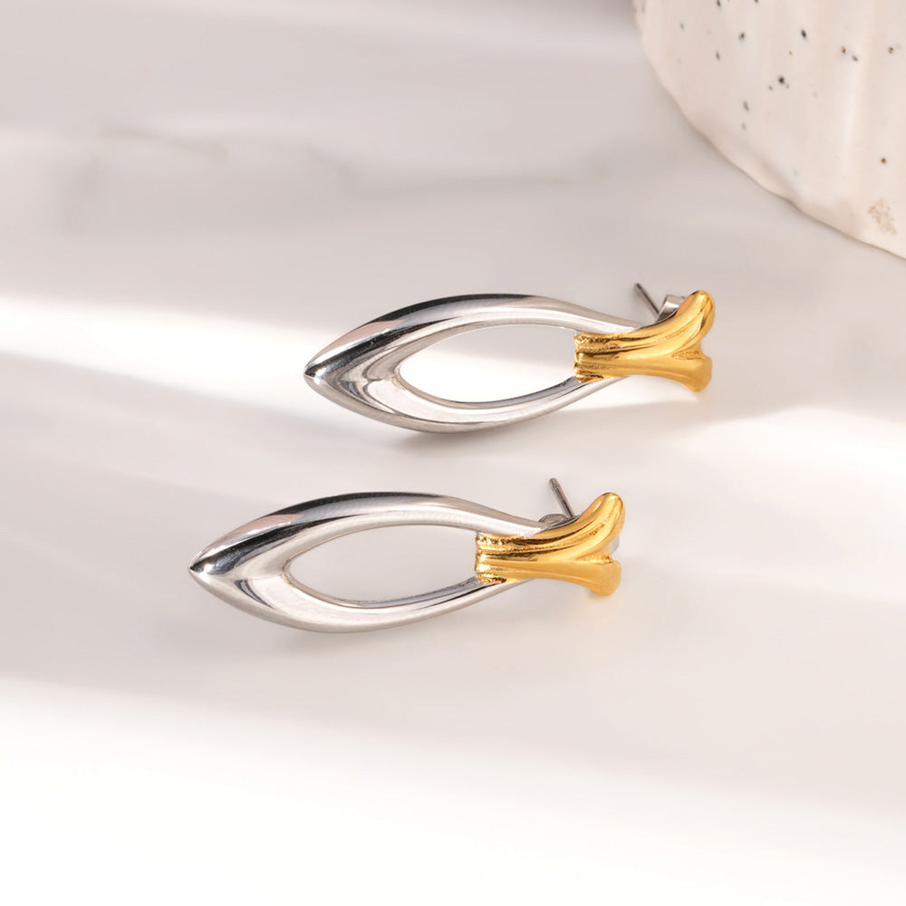 Sharp Leaf Drop Earrings