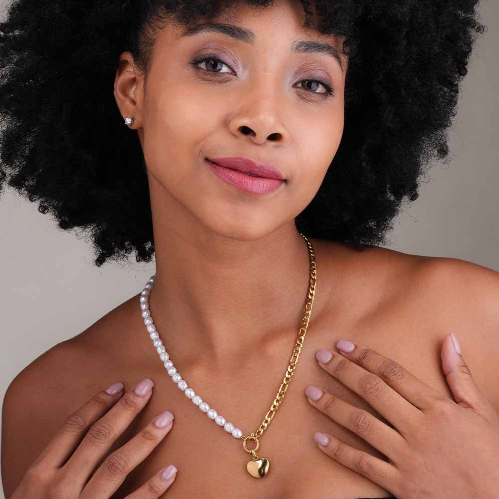Harmony in Contrast Necklace