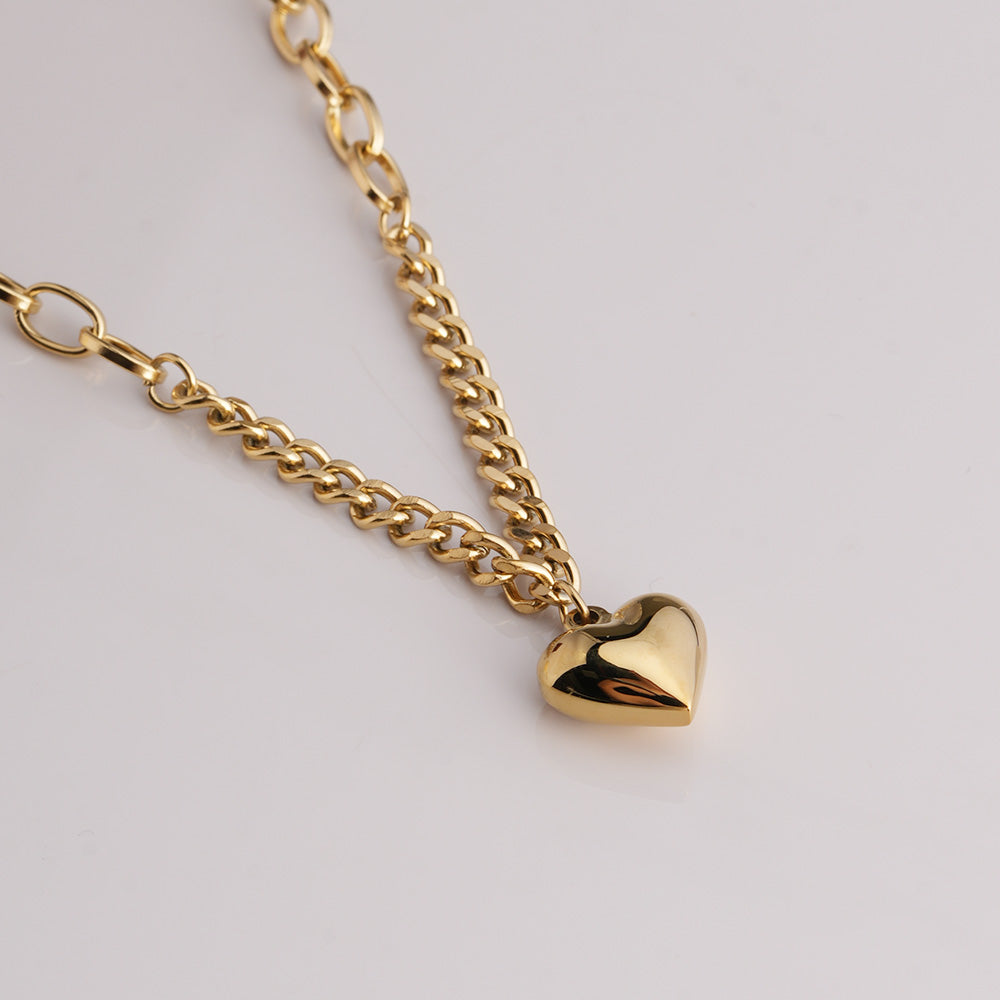 Amour Glow Necklace