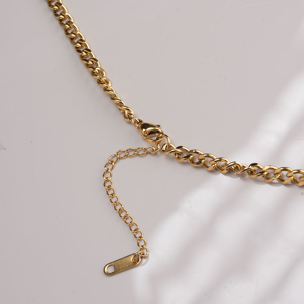 Amour Glow Necklace