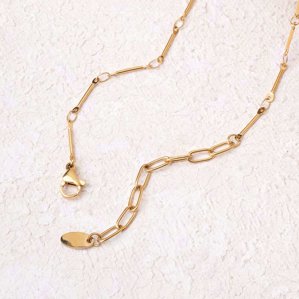 Floral Vine Pearl Necklace