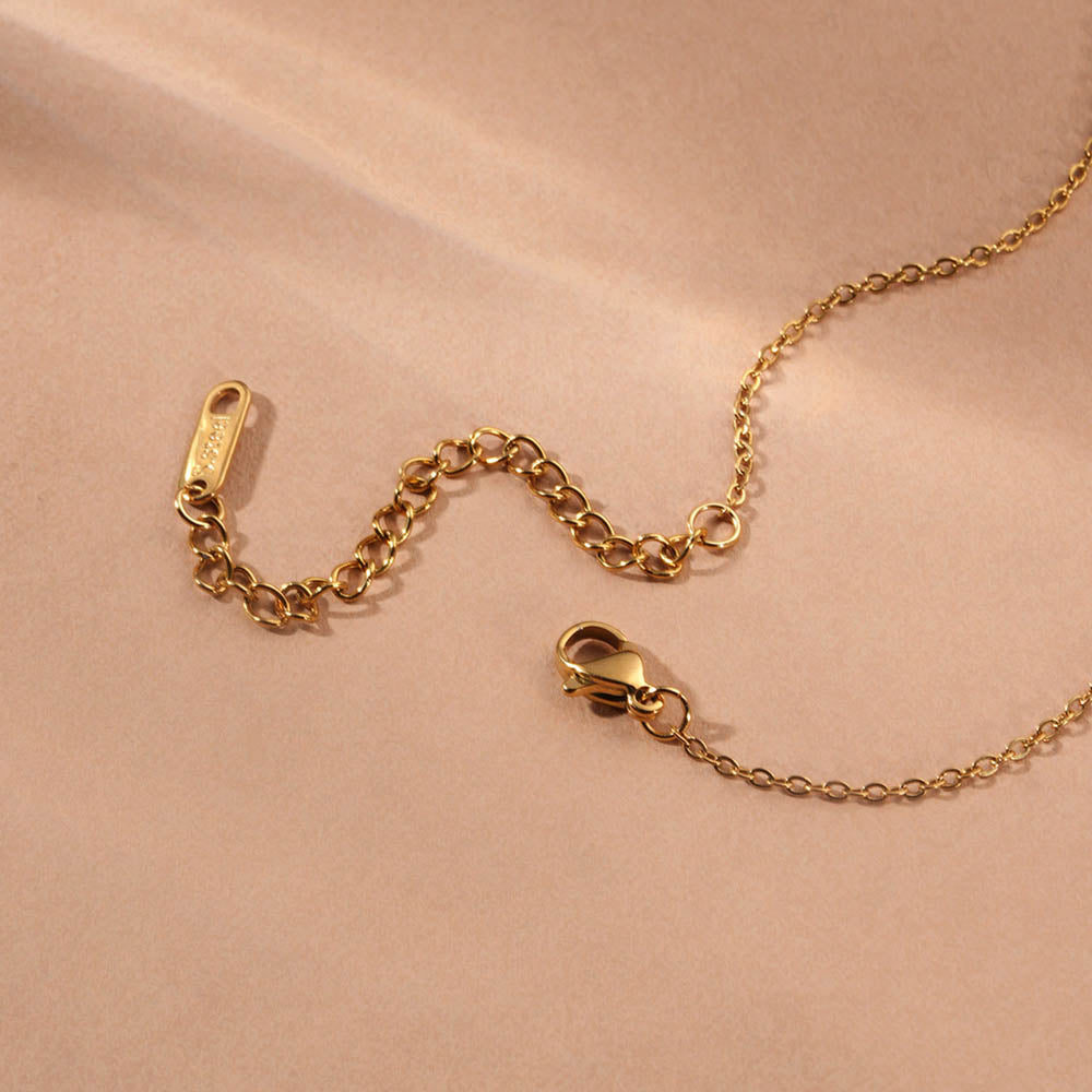 Statement Heart Circle Pendant Necklace