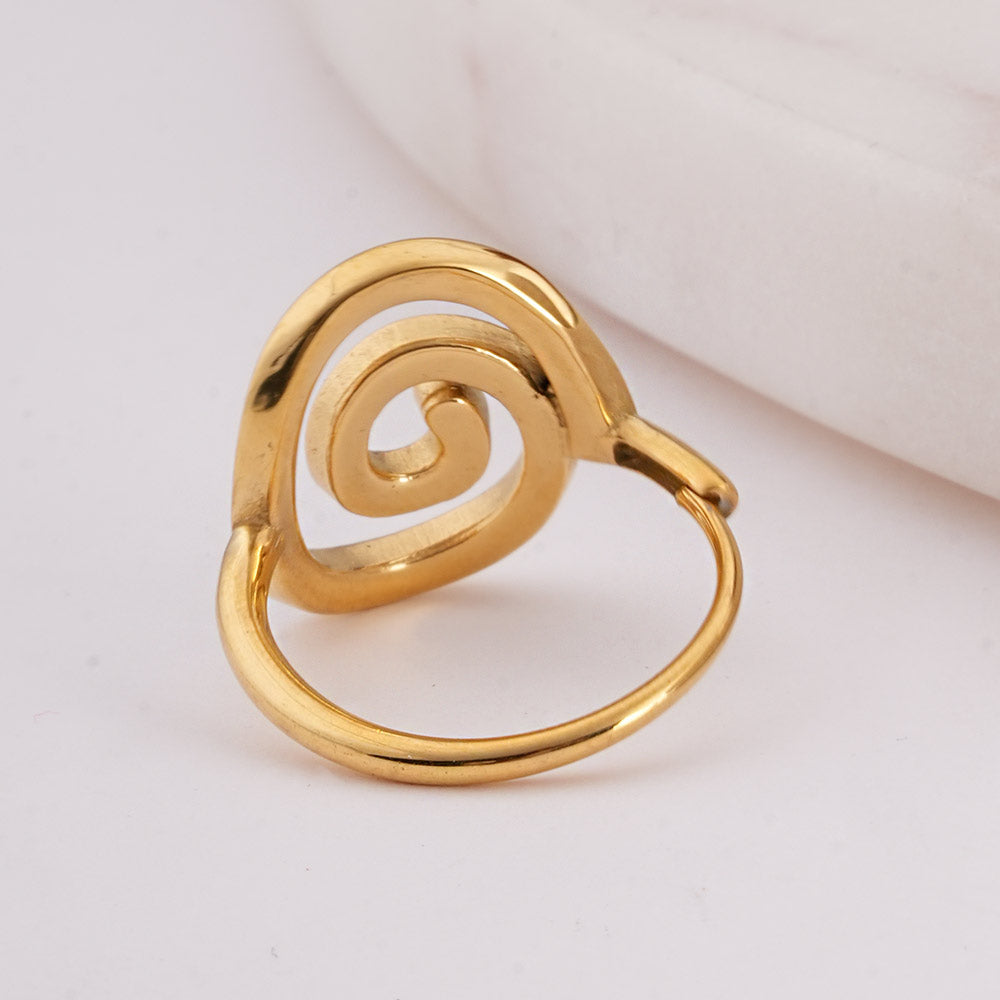 Triple Spiral Rings