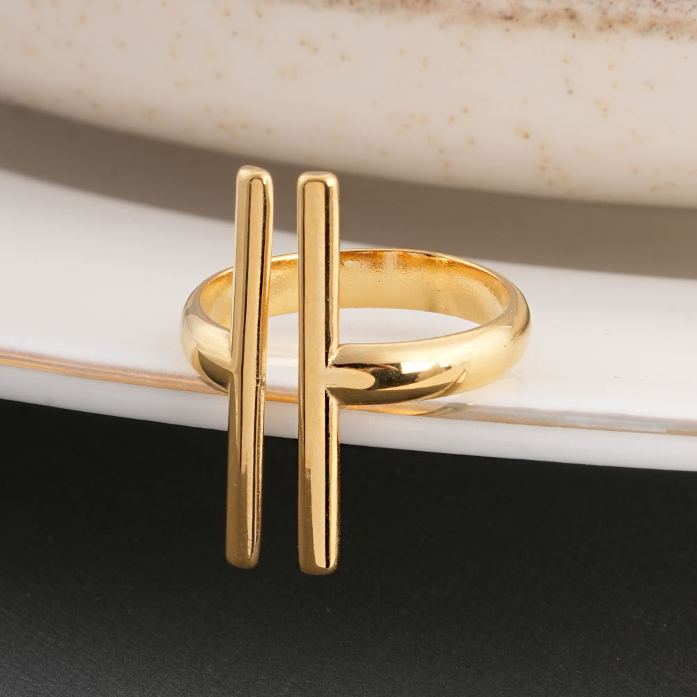 Vertical Bar Ring