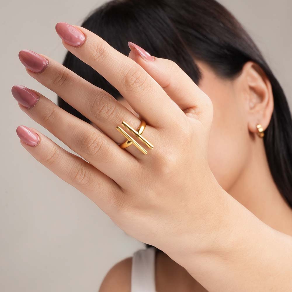 Vertical Bar Ring