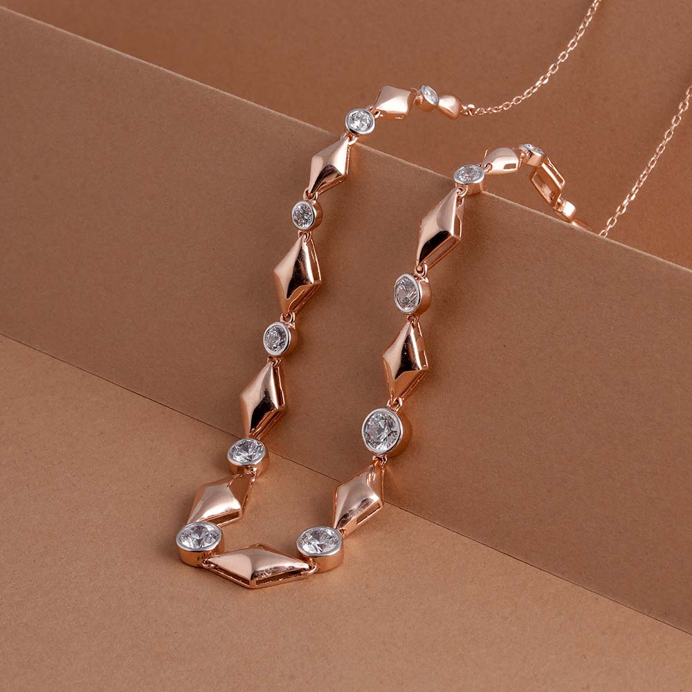 Silvéra Signature Necklace