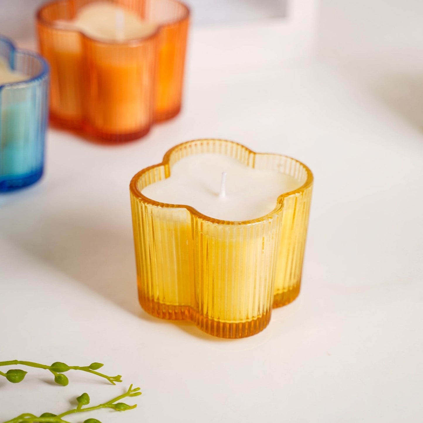 Scented Oasis Fragrant Lucky Leaf Candle Set Of 4