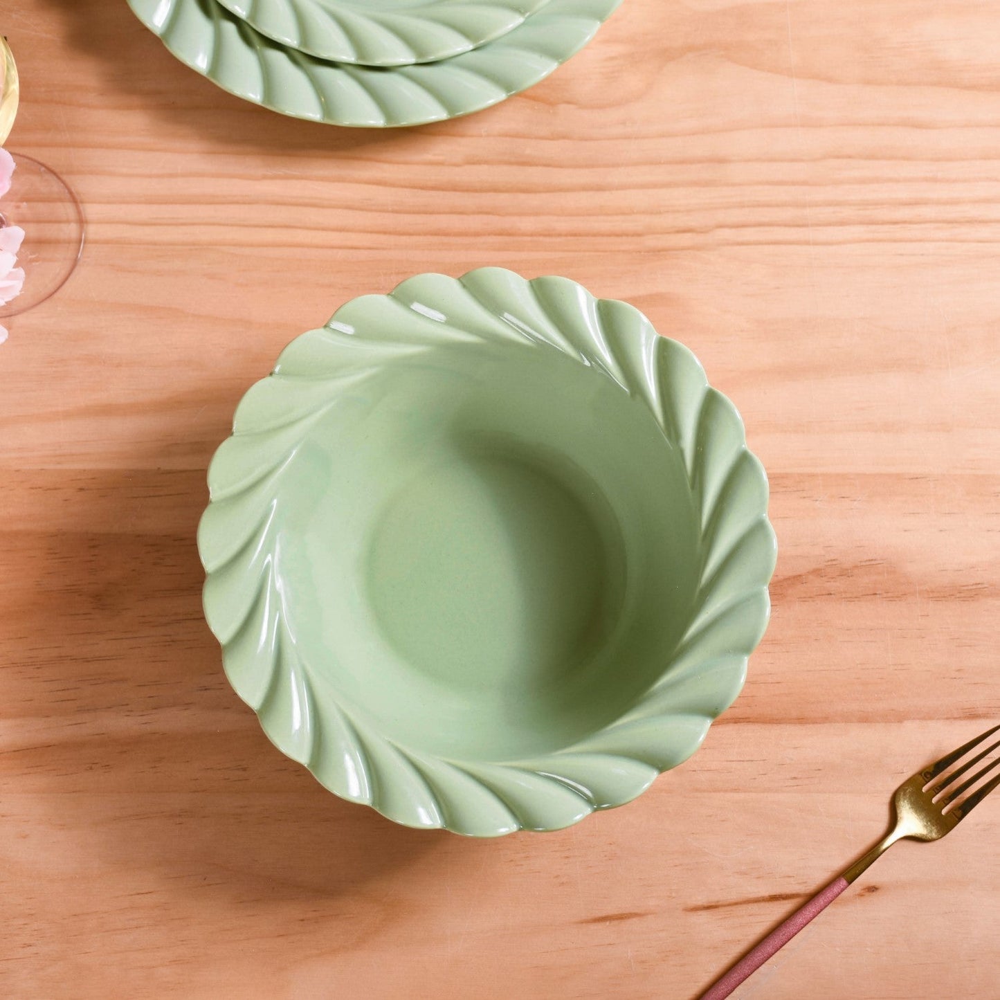 Green Scallop Luxury Serving Bowls Set Of 2 1000ml