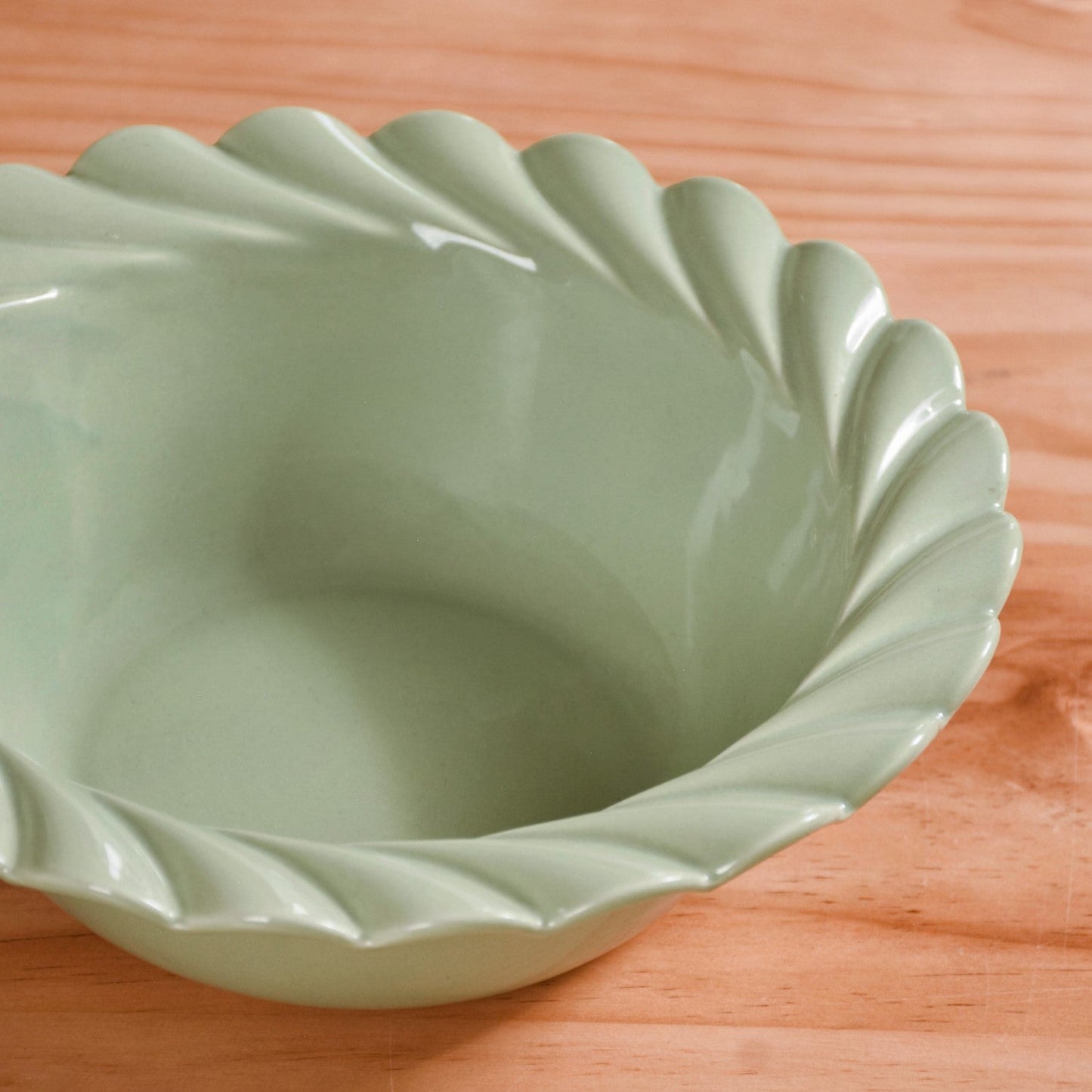 Green Scallop Luxury Serving Bowls Set Of 2 1000ml