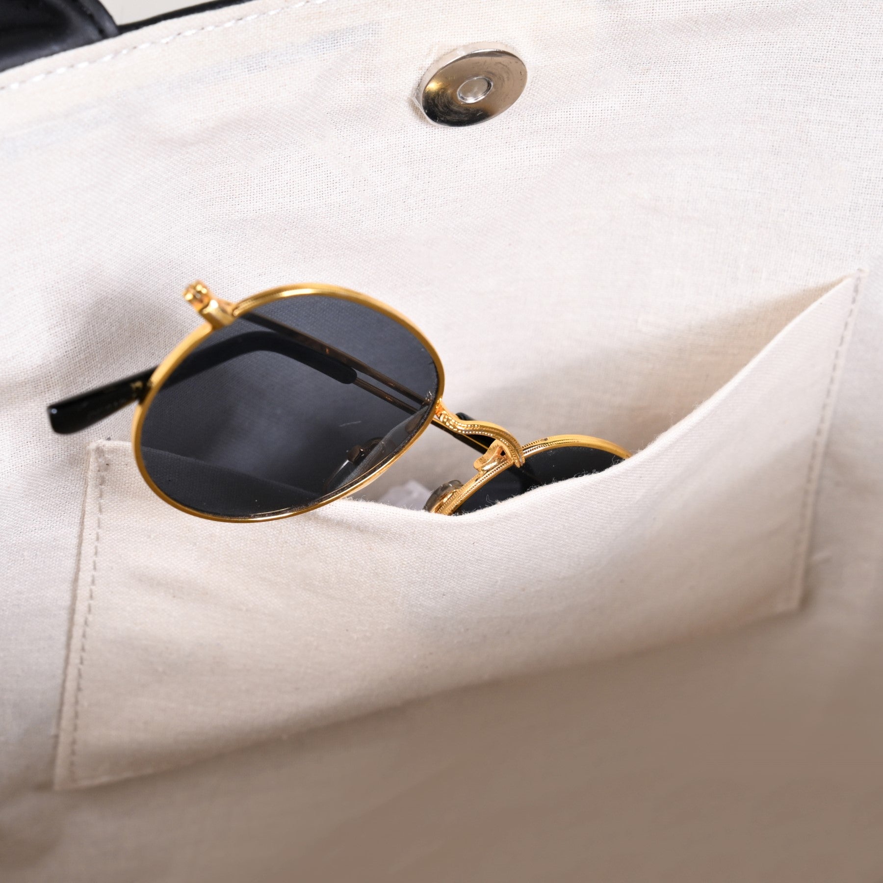 BreezeBag Carryall Black Tote