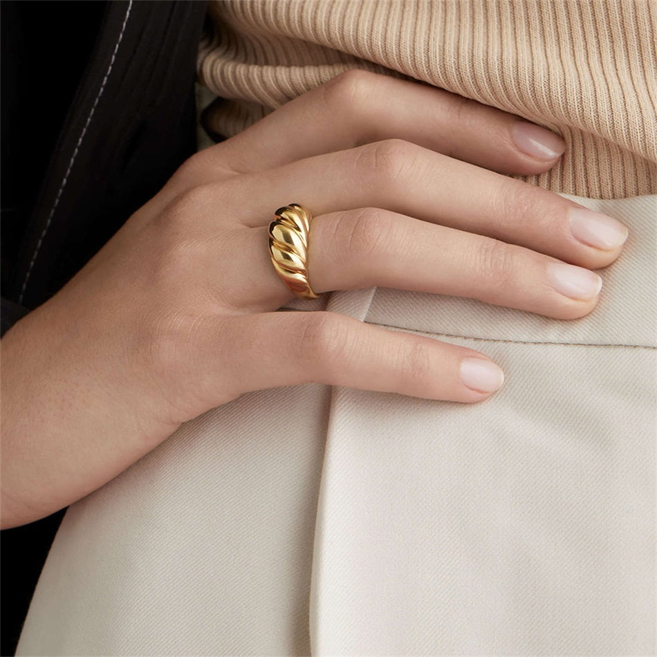 Rope Twisted Bold Ring