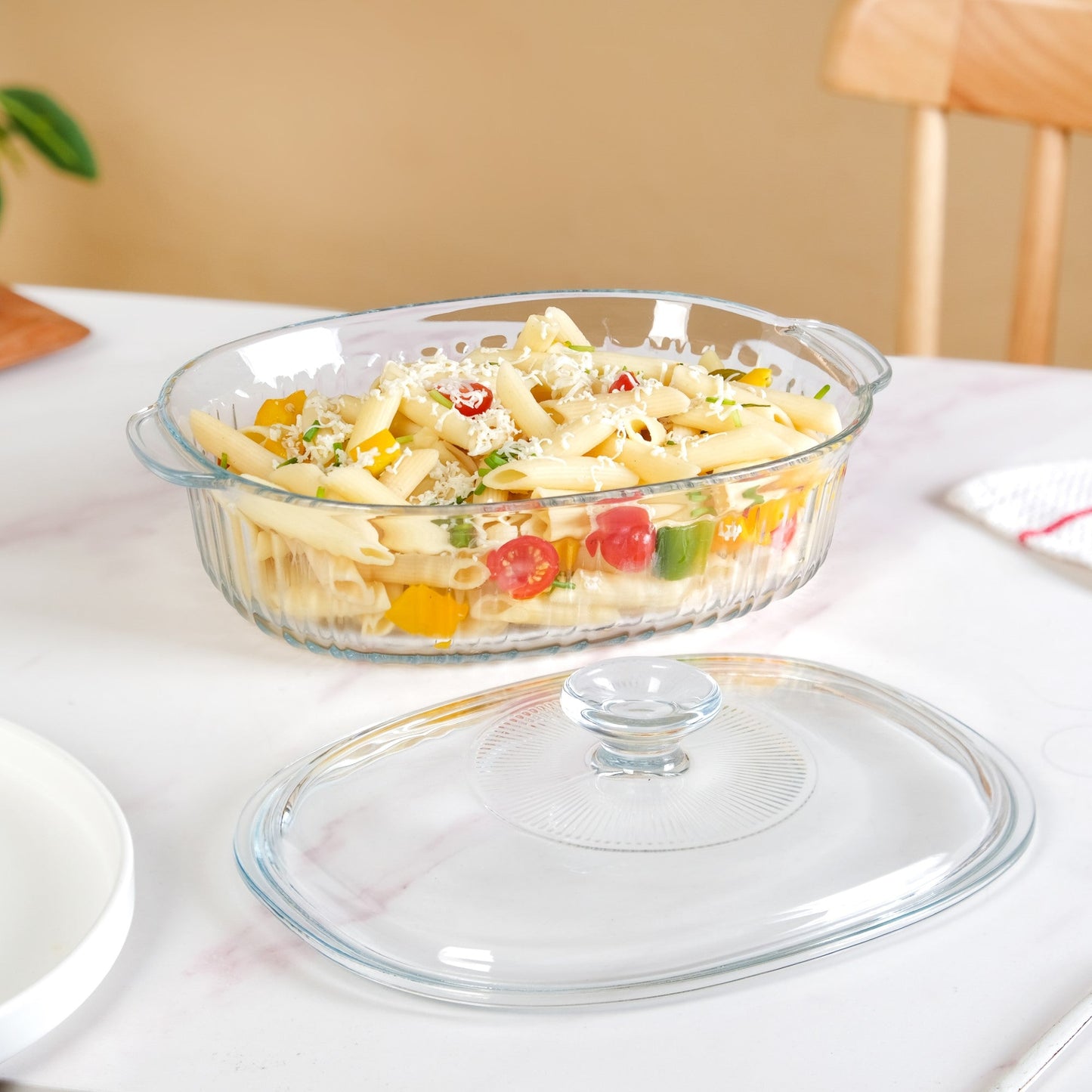 Fluted Glass Casserole Dish With Lid 1600ml