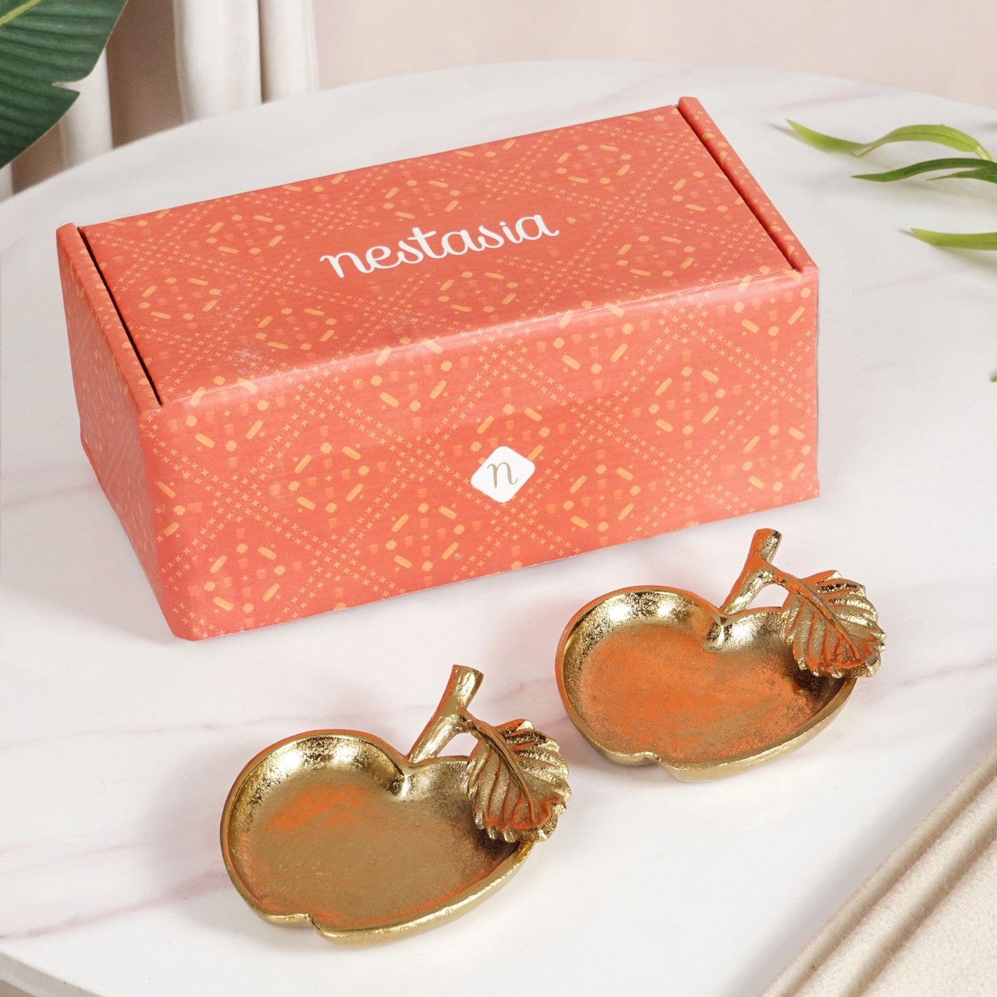 Eden Harvest Shiny Trinket Tray Set Of 2 In Festive Gift Box