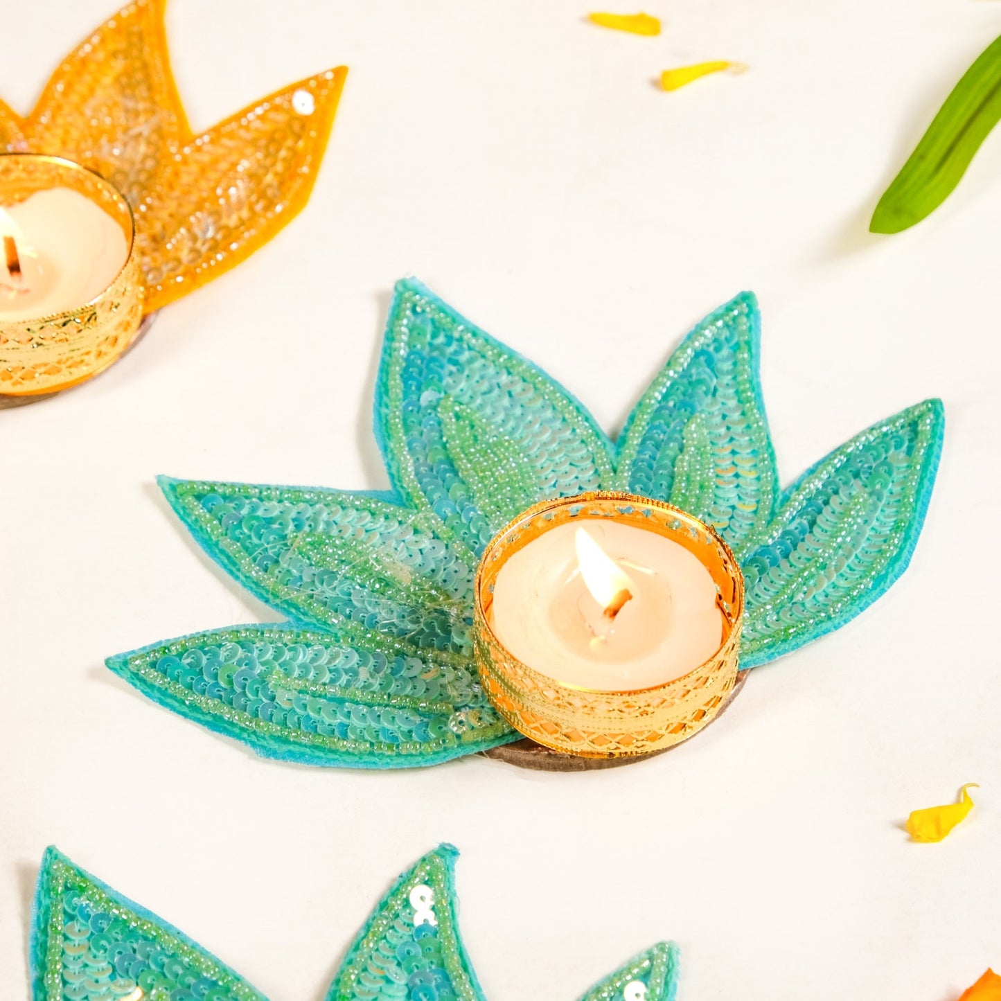 Festive Lotus Tealight Candle Holder Set Of 4