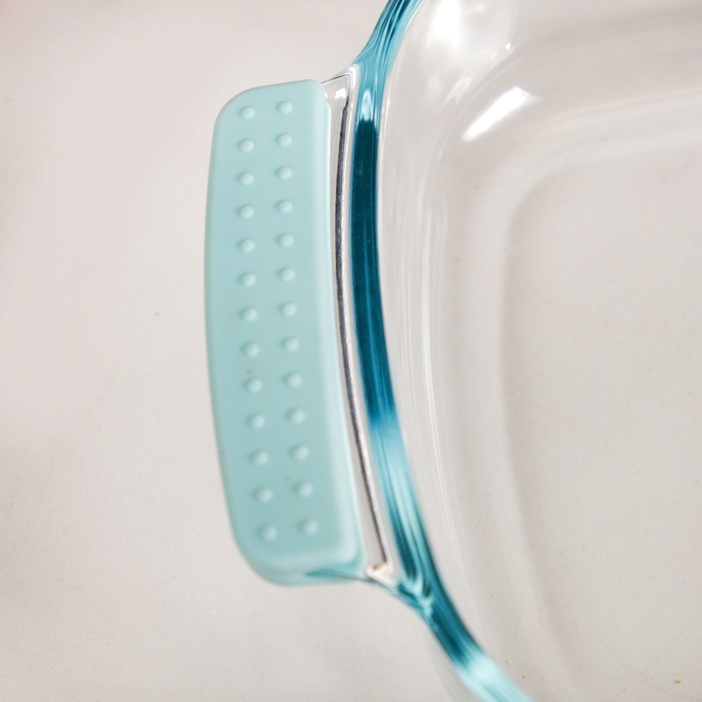Glass Baking Dish with Heat Protectant Silicone Grips Set of 2