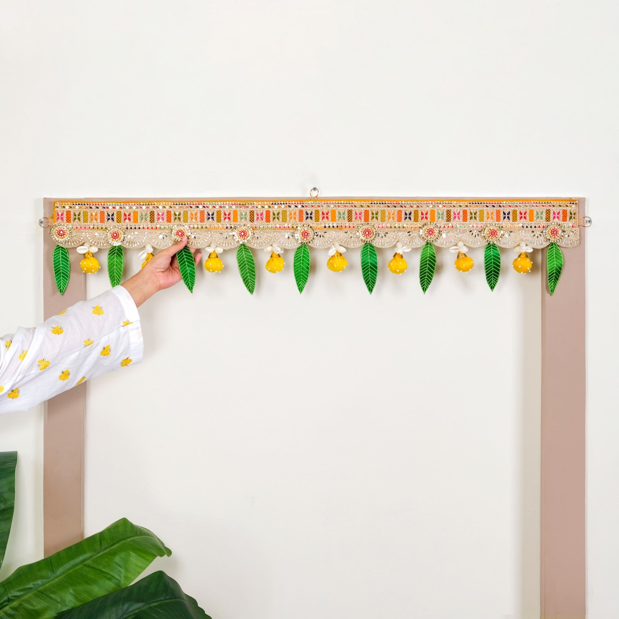 Auspicious Leaf Lucky Charm Toran