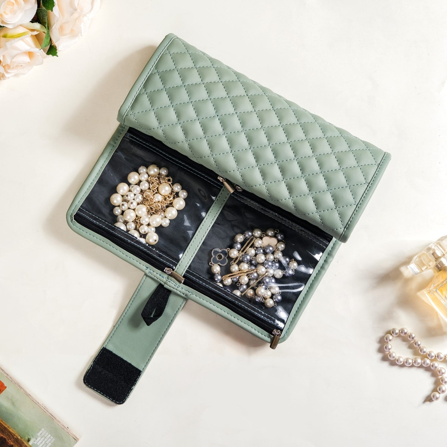 Portable Green Jewellery Organizer