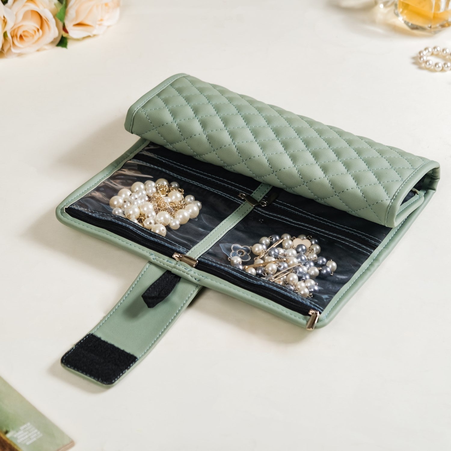 Portable Green Jewellery Organizer