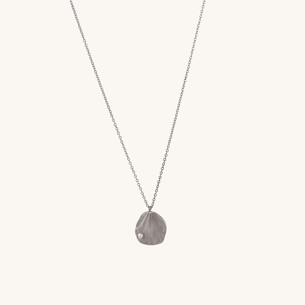 Oyster With Tiny Pearl Necklace- 18k White Gold Plated