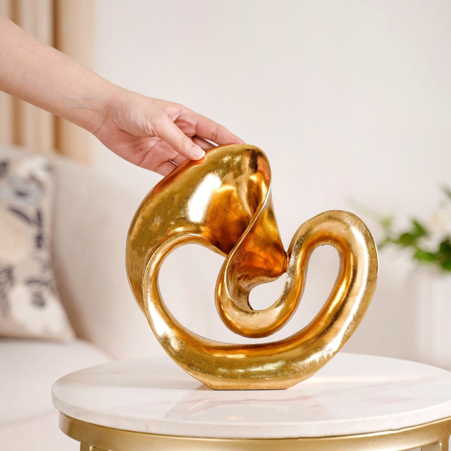 Abstract Fluid Accent Showpiece Gold