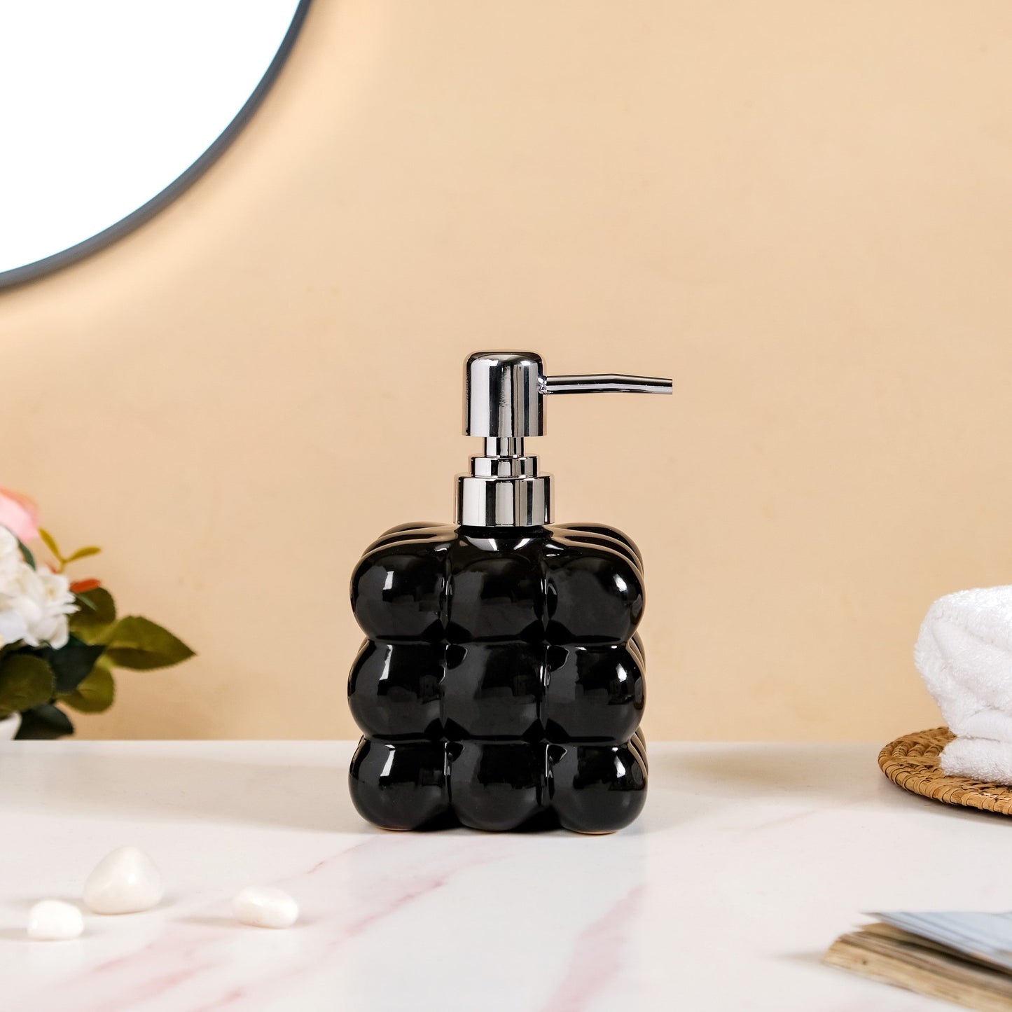Bubble Cube Liquid Dispenser Black 520ml
